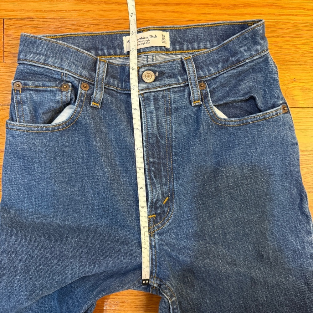 Abercrombie & Fitch Ultra High Rise 90s Straight Leg Jeans Dark Wash- Size 24/00 - Picture 4 of 7
